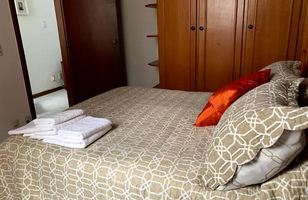 Apartamento Copacabana Perto Da Praia, Metro, Comercio E Wi-Fi Rapido!-1